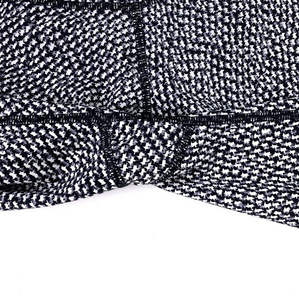 Lululemon Run Around Crop Scatter Star Leggings 4 - Picture 9 of 9